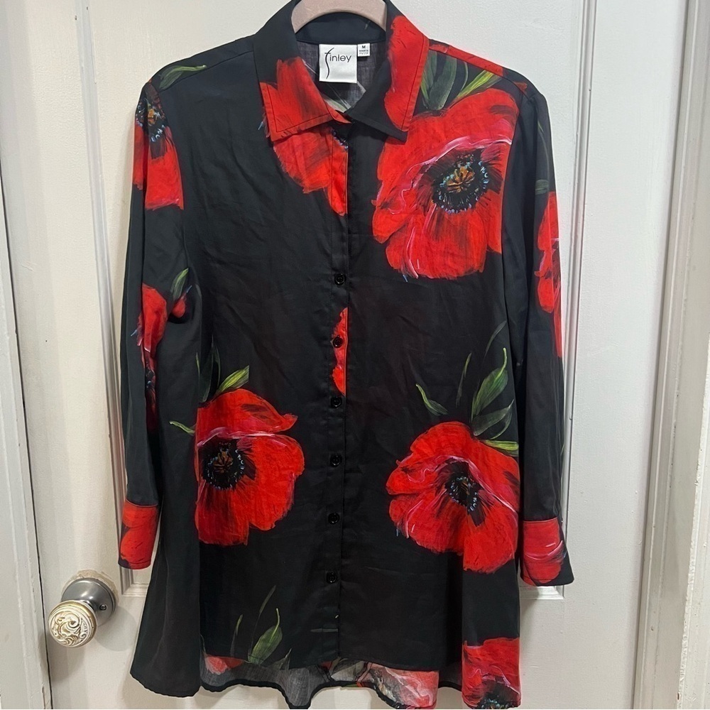 Finley Poppy Print 3/4 sleeve button down blouse - Picture 4 of 6